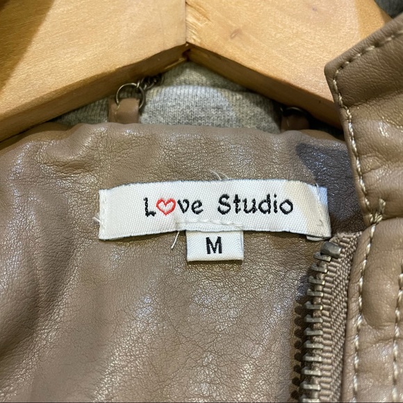 LOVE STUDIO Faux Leather Hoodie Jacket Light Brown - Picture 9 of 12